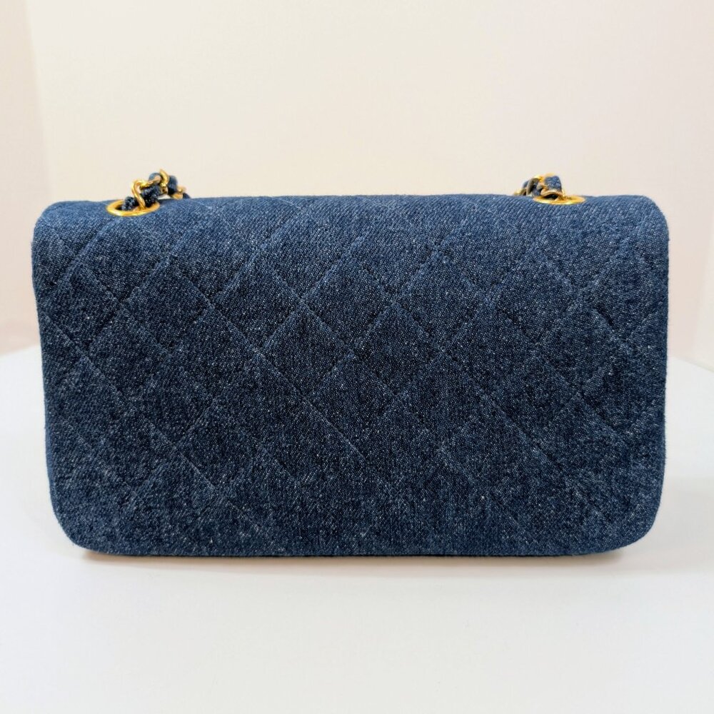 Chanel Vintage Classic Blue Denim Quilted Medium Full Flap Bag - Picture 3 of 16